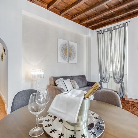 Campo Dei Fiori Royal Orchid Apartment Roma Ngoại thất bức ảnh