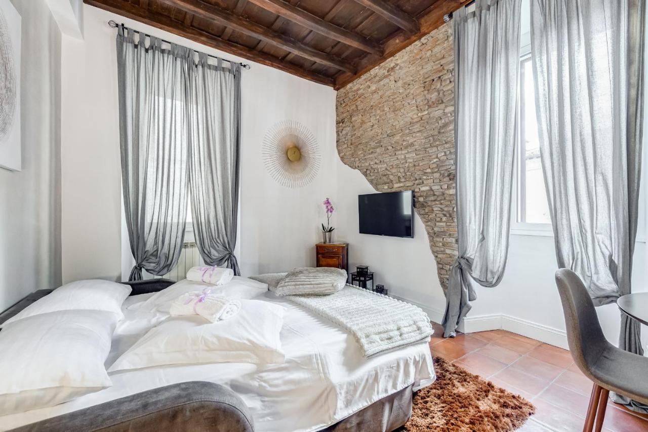 Campo Dei Fiori Royal Orchid Apartment Roma Ngoại thất bức ảnh